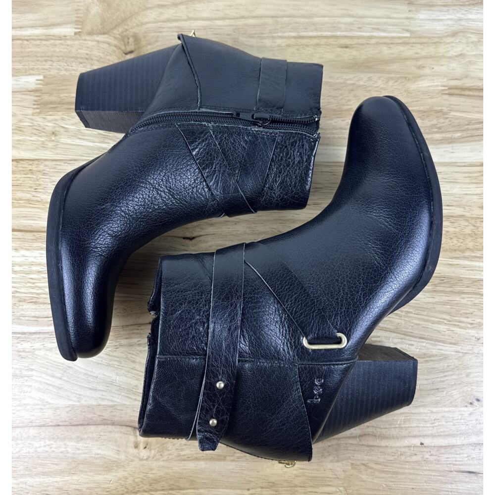 B.O.C Richardson Black Leather Chunky Heel Ankle Booties By Born Women's SZ 9.5M - Picture 5 of 12